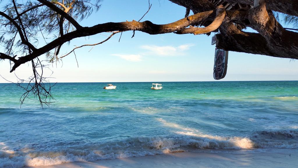 Jamboland-Diani Villa เดียนีบีช ภายนอก รูปภาพ